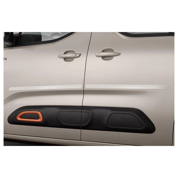DSAutomobilesSetProtectionCapping'sFront&RearDoors-DS3CrossbackSUV