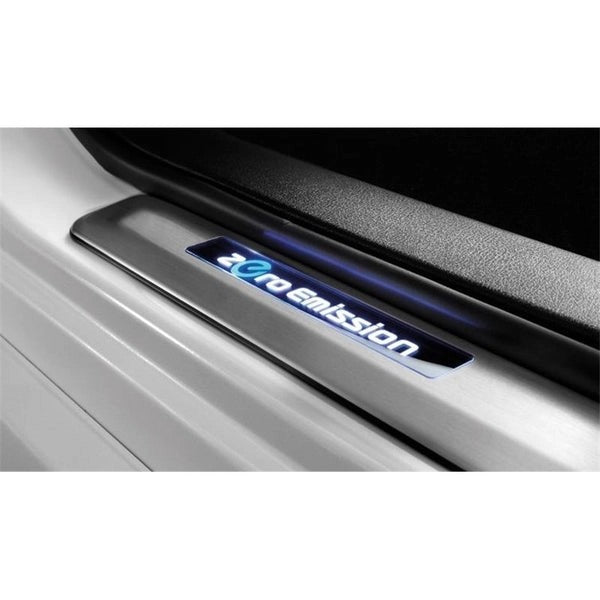 NissanIlluminatedEntryGuards-LEAF