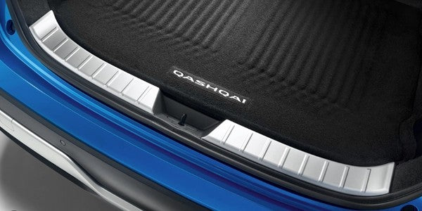 NissanQashqaiJ12-LuggageEntryGuard