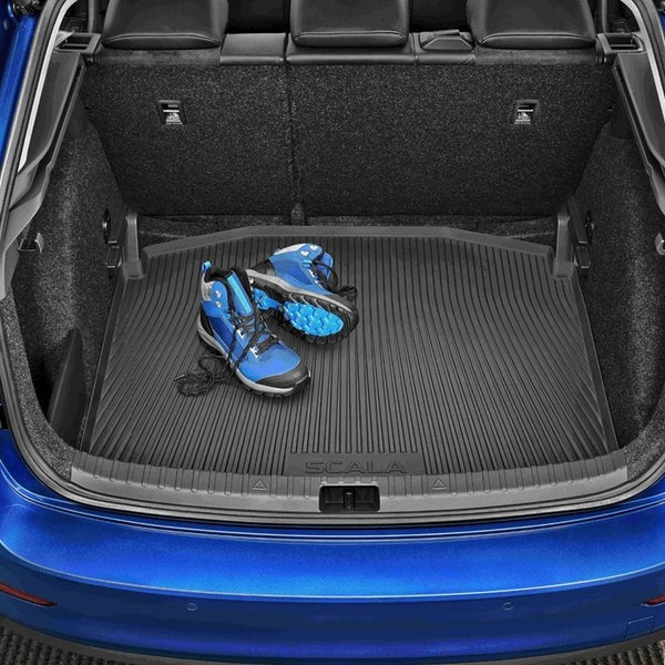 PlasticbootluggagedishScala