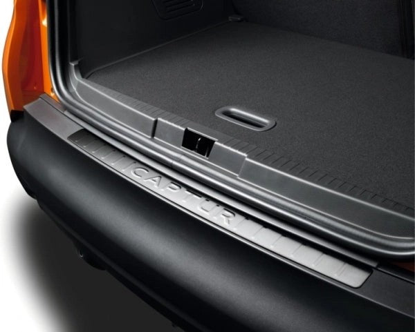 RenaultCapturTrunkEntryGuard