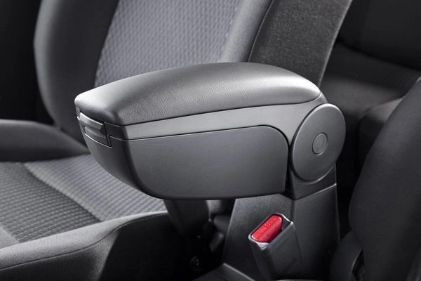 SuzukiSplashCentreArmrest