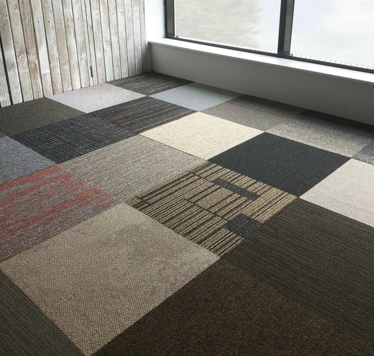 20xRandomPatchworkCarpetTiles50x50cm5SQMHeavyDutyCommercialGaragePorchOfficeShedConservatoryHomeHardwearingAnti-SlipFloorCoveringPremiumFlooringRugsFloorTilesSale