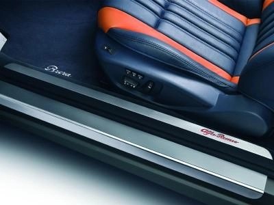 AlfaRomeoBreraIlluminatedKickPlates
