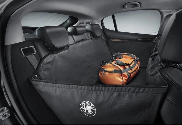 AlfaRomeoGiuliaRearSeatProtection