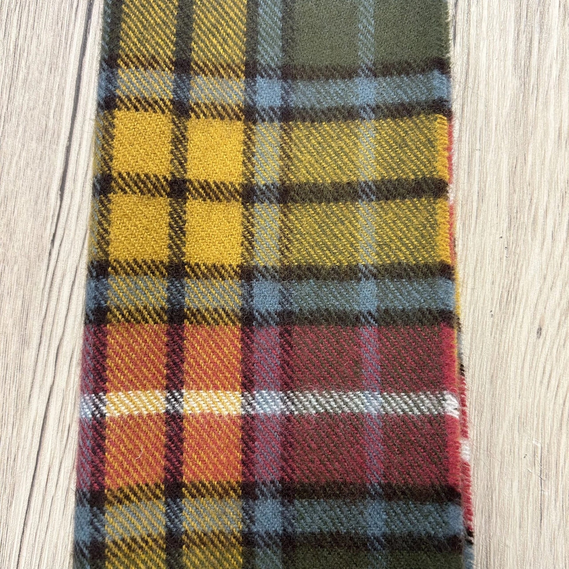 BuchananAntiqueLambswoolScarf