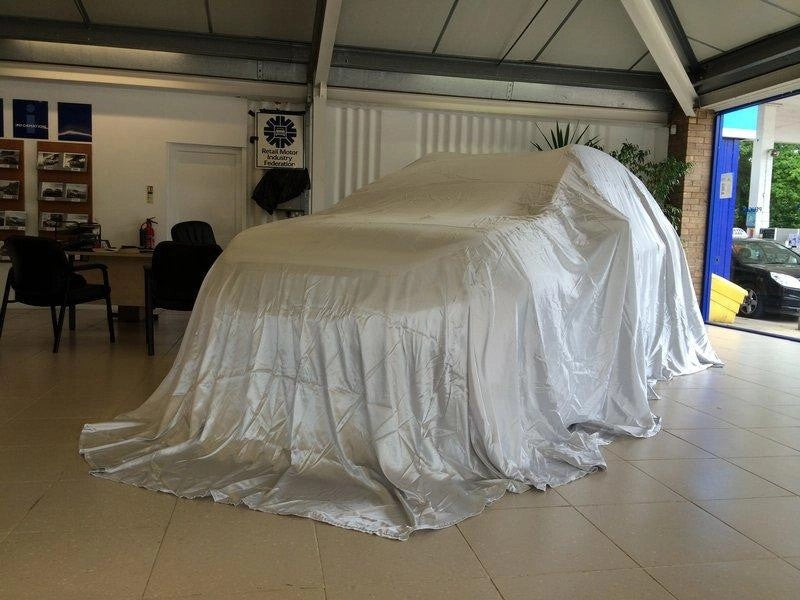 BudgetSilverCarReveal,HandoverorStoragecover(Medium)