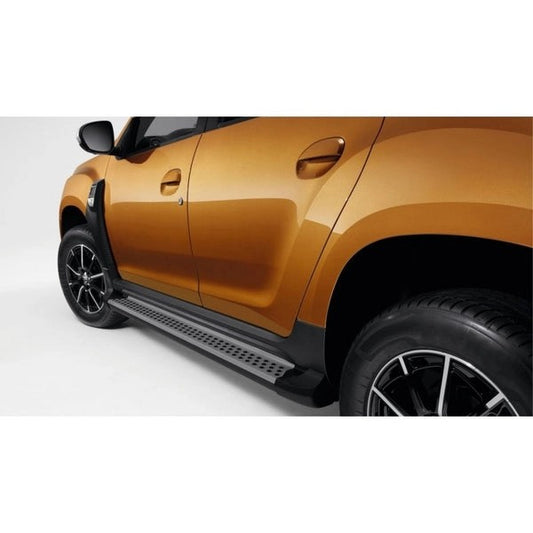 DaciaDusterSideSteps