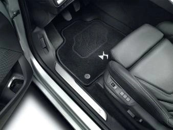 DS5-SetofNeedle-PileFloorMats