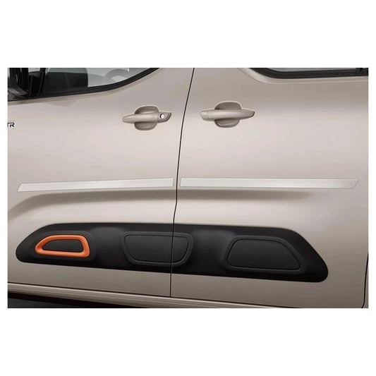 DSAutomobilesSetProtectionCapping'sFront&RearDoors-DS3CrossbackSUV