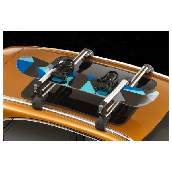 DSAutomobilesSki-CarrierOnRoofBars4SetsOfSkis-DS7CrossbackSUV