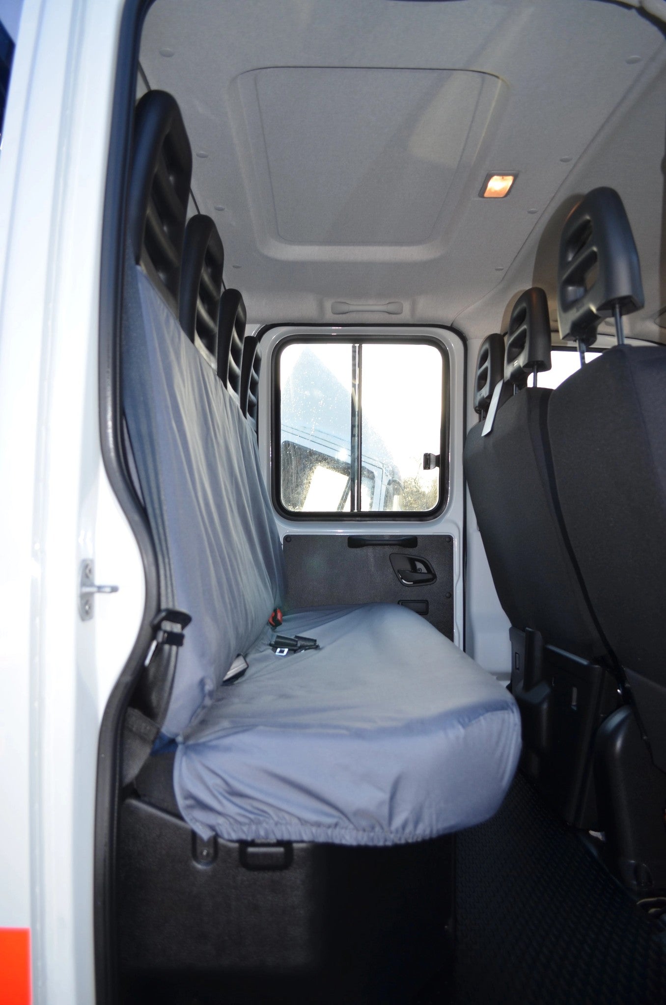FitsIvecoDailyVan2022+RearSeatCovers