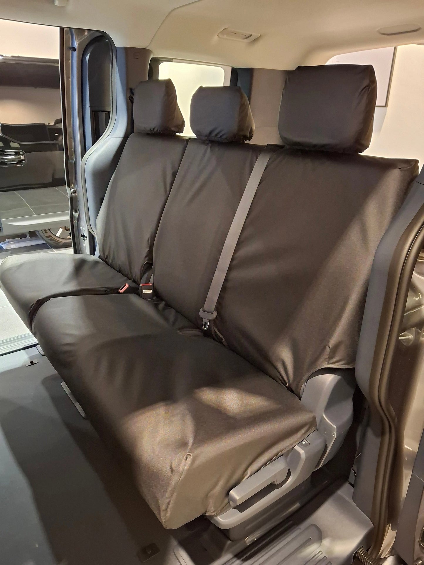 FitsKiaPV5Passenger2025+RearSeatCovers