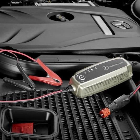 GenuineMercedes-BenzChargerwithtricklechargefunction,5A,forlead-acidandlithiumbatteries