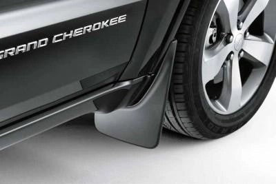 JeepGrandCherokee(WK2)FrontMouldedSplashGuards2011-2014