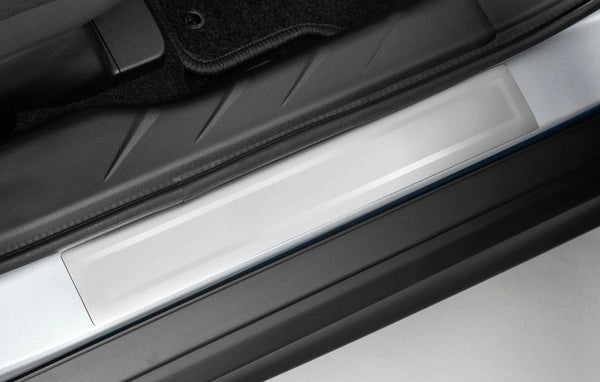 MitsubishiASXEntryGuards,Front