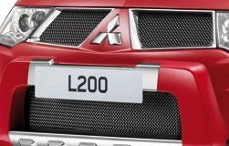MitsubishiL200(S4)UpperSportsGrille,Chrome2010-2014