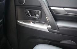 MitsubishiShogunDoorPanelDecoration,Rear(Aluminium)