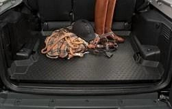 MitsubishiShogunLWBBootTray,LowEdges
