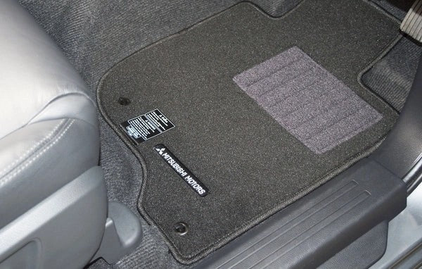 MitsubishiShogunSportTextileMatSet,StandardGradeRHD