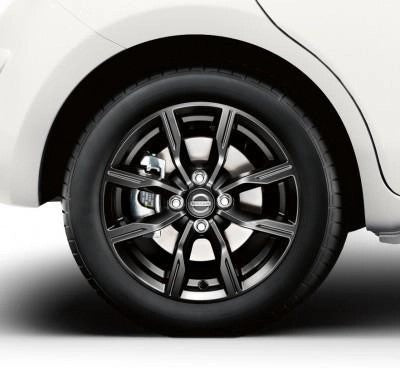 NissanMicra(K13K)AlloyWheel15"PianoBlackincCentreCap2010-2016"