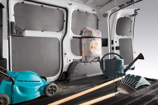NissanNV200CargoProtection(forrearwheelarches)