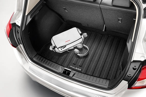 NissanPulsar-ReversibleBootLiner