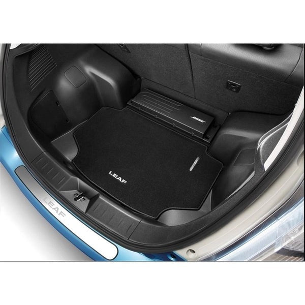NissanTailgateEntryGuardSilver-LEAF