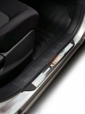NissanX-Trail(T31)EntryGuards,Illuminated-Front