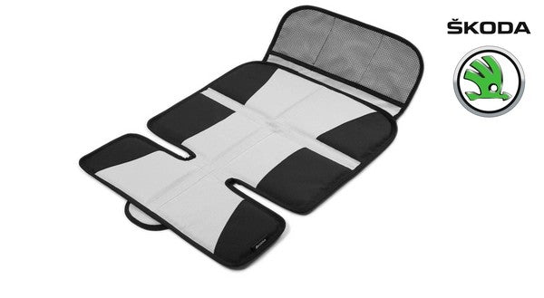 SKODAPackingunderchildseat