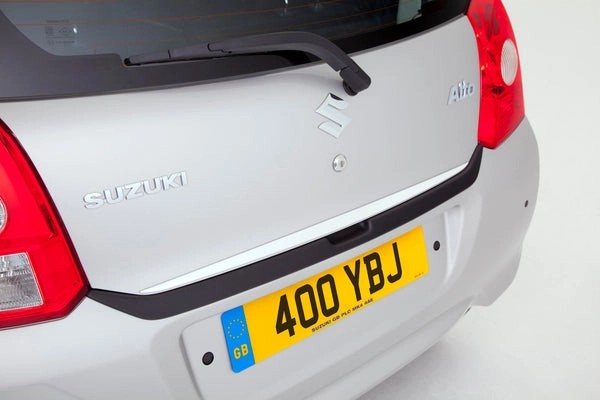 SuzukiAltoChromedRearTailgateTrim