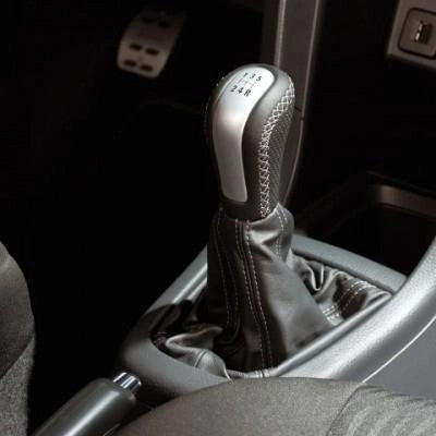 SuzukiSwiftAluminiumFinishGearKnob&LeatherBootMT2010-2017