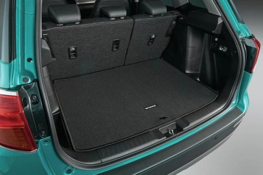 SuzukiVitaraBootCarpetMat,withsilverlogo&stitching