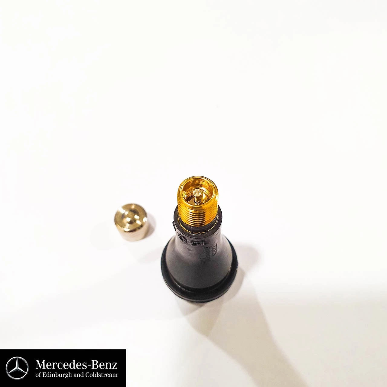 Tyrevalvewithmetalcap